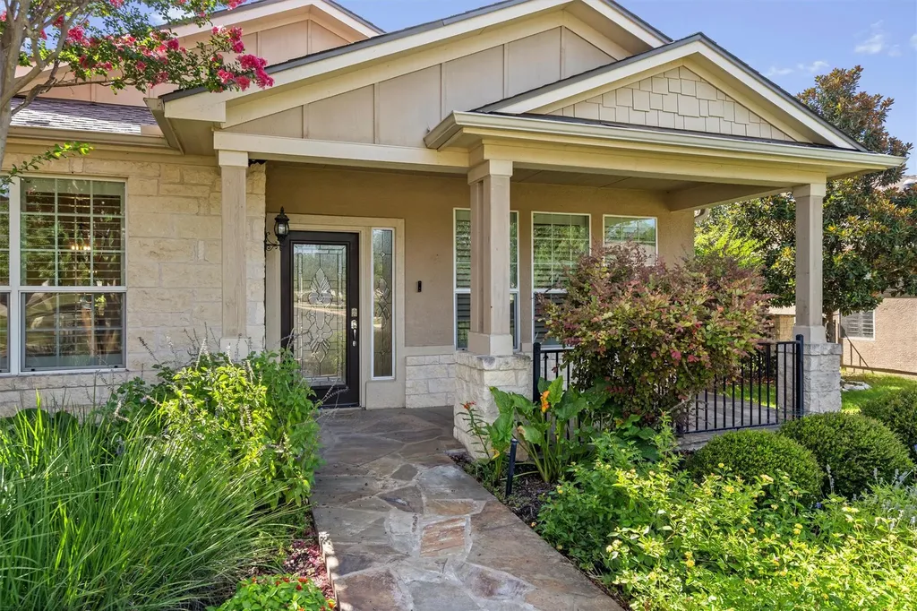 300 Pipe Creek Lane Georgetown TX 78633