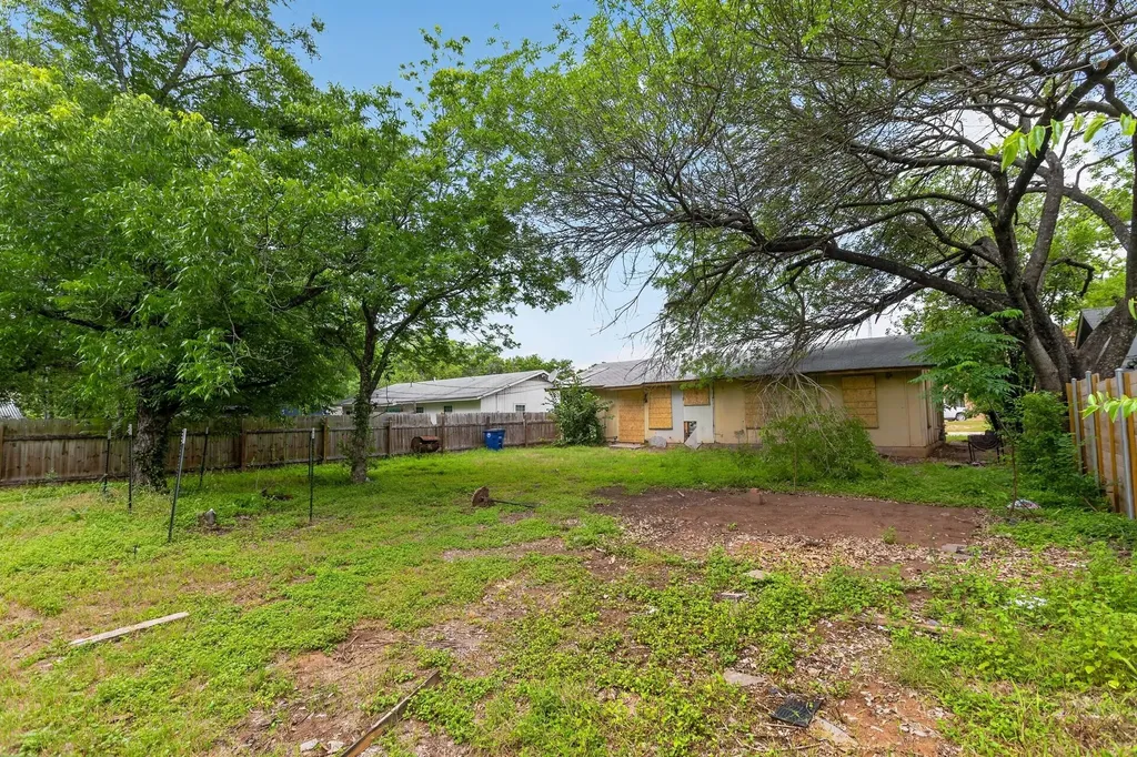 1003 Arthur Stiles Road Austin TX 78721