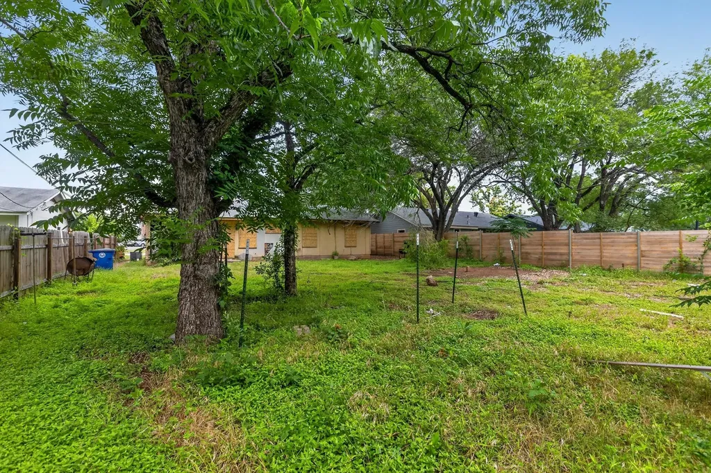 1003 Arthur Stiles Road Austin TX 78721