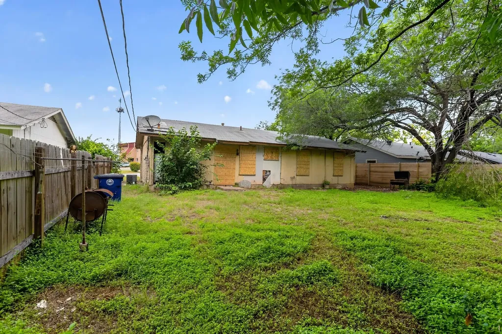 1003 Arthur Stiles Road Austin TX 78721