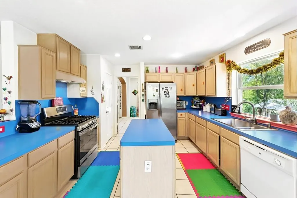 7709 Timber Hills Drive Del Valle TX 78617