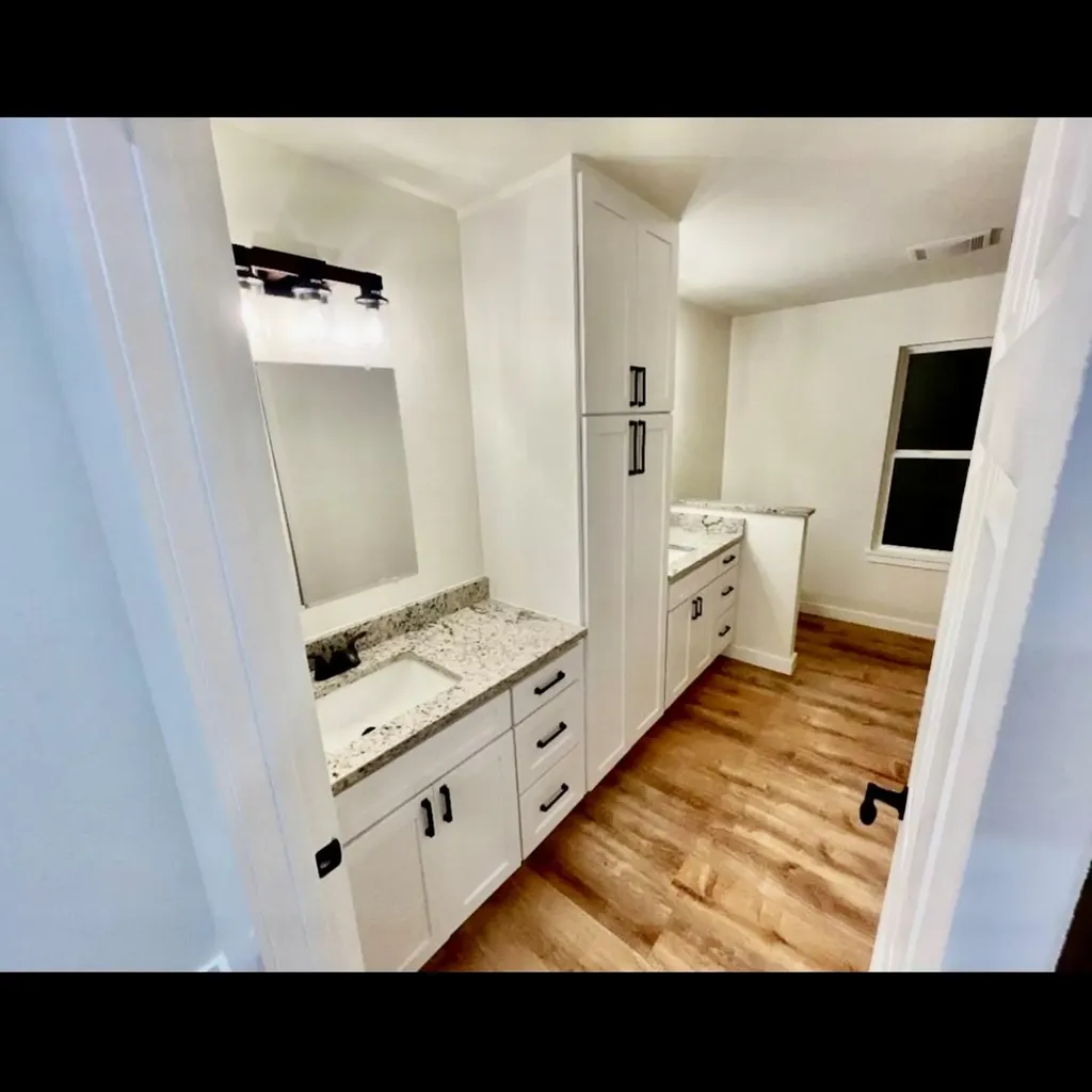 1127 Greenhill Drive Canyon Lake TX 78133