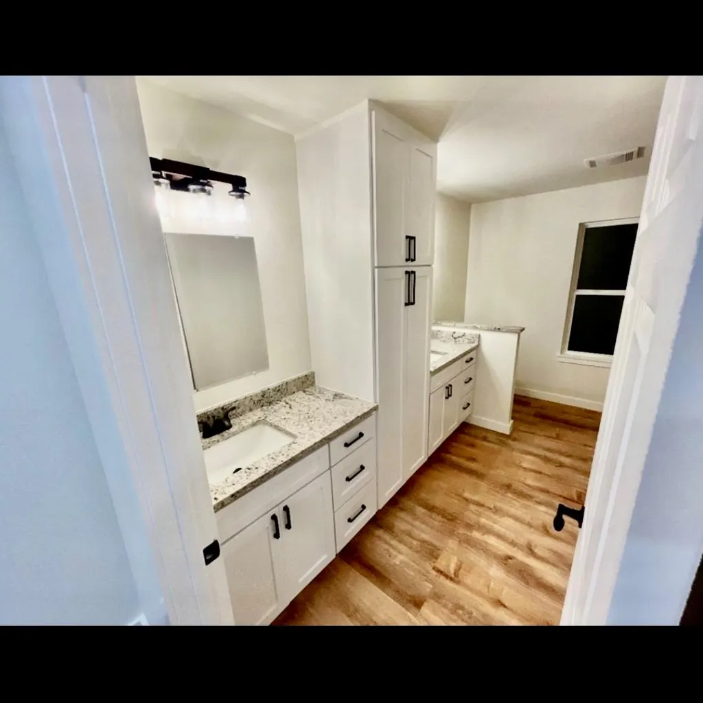 1127 Greenhill Drive Canyon Lake TX 78133