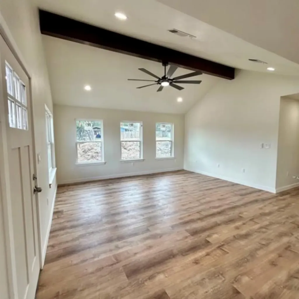 1127 Greenhill Drive Canyon Lake TX 78133