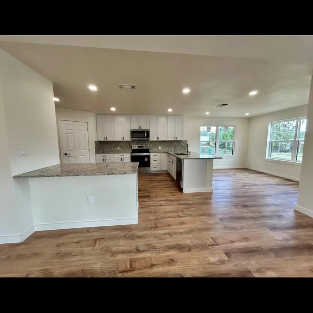 1127 Greenhill Drive Canyon Lake TX 78133