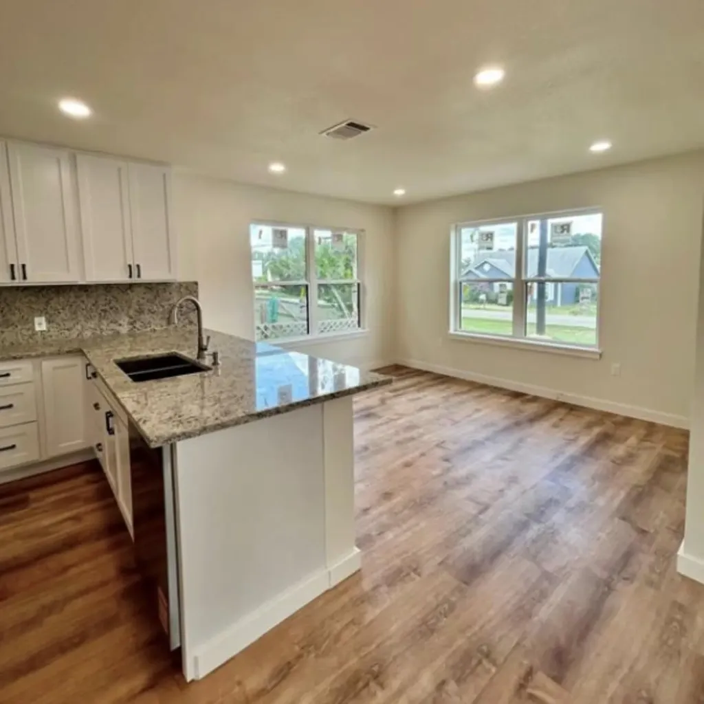 1127 Greenhill Drive Canyon Lake TX 78133