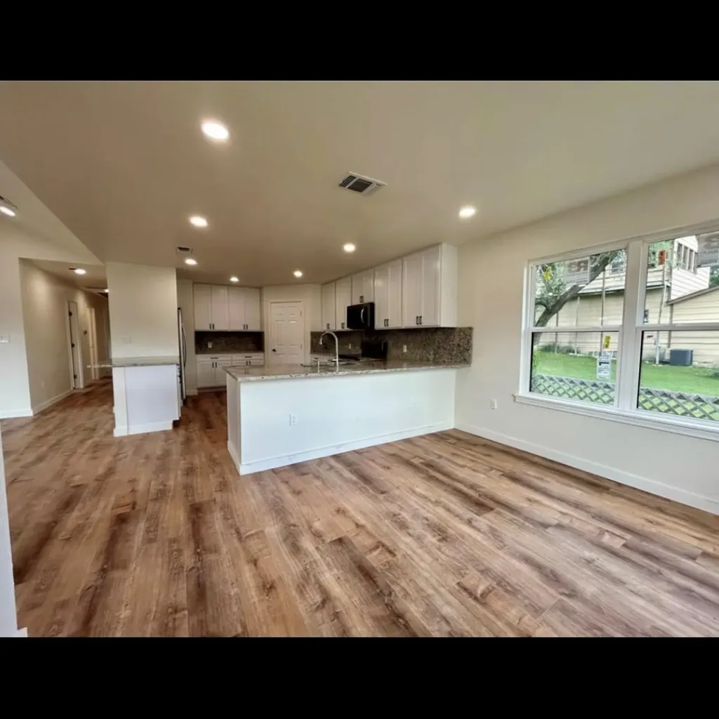 1127 Greenhill Drive Canyon Lake TX 78133
