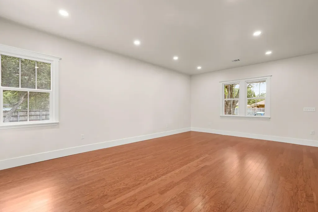 608 Cibilo Street Lockhart TX 78644