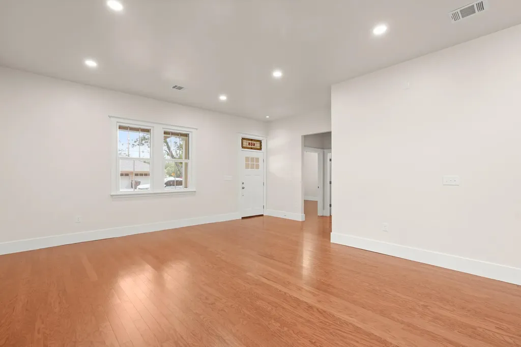 608 Cibilo Street Lockhart TX 78644