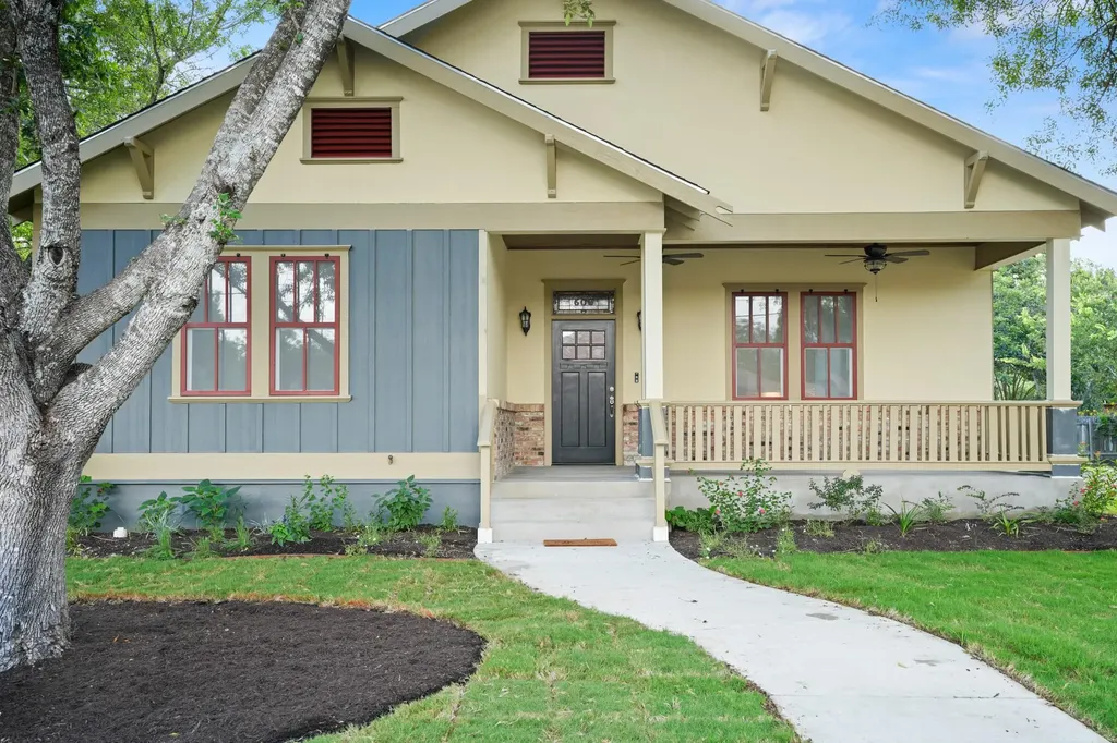 608 Cibilo Street Lockhart TX 78644