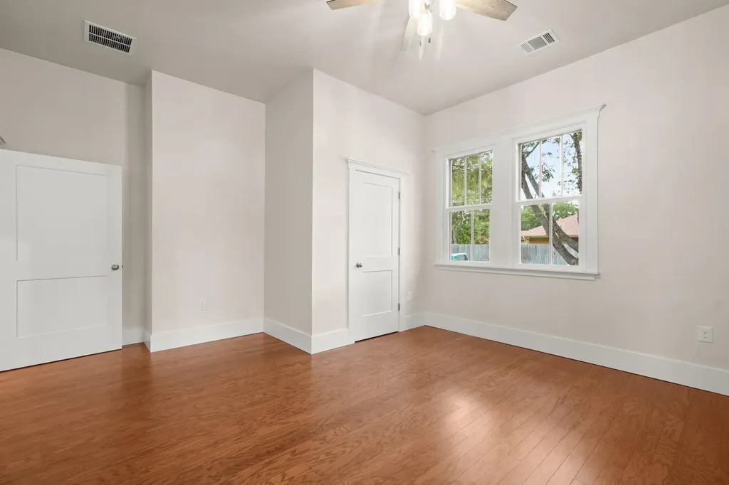 608 Cibilo Street Lockhart TX 78644