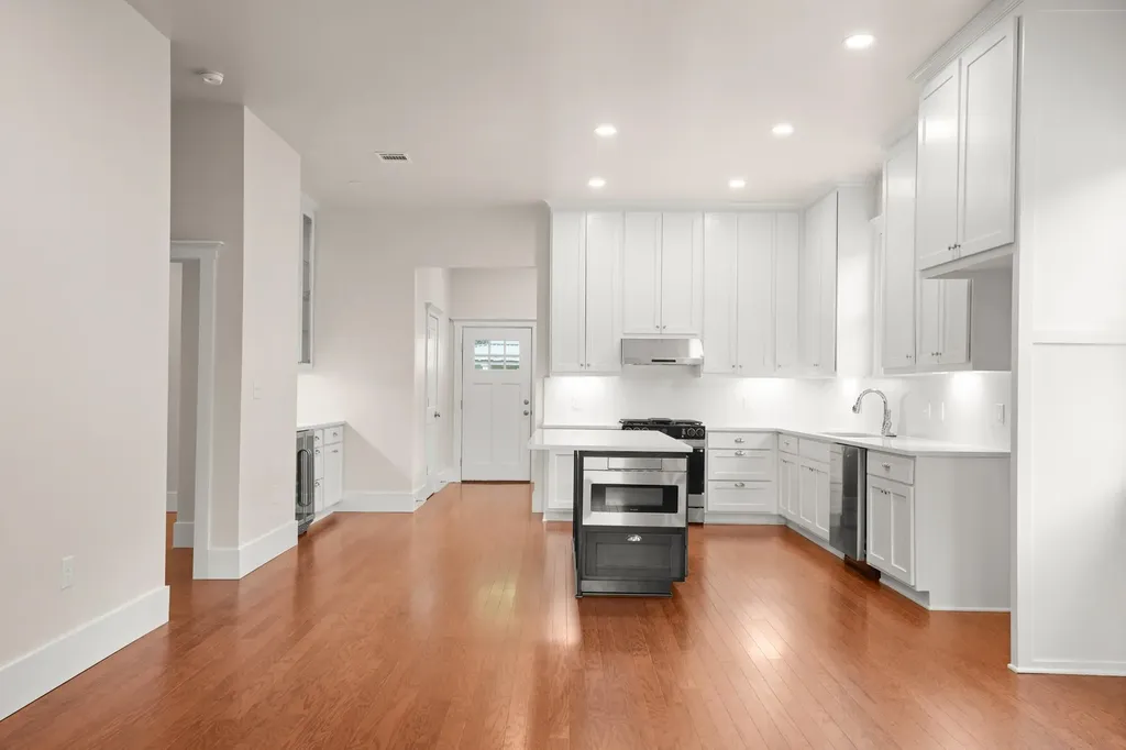 608 Cibilo Street Lockhart TX 78644