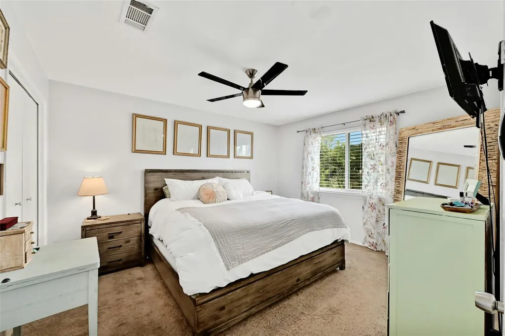 8406 Hanbridge Lane Austin TX 78736