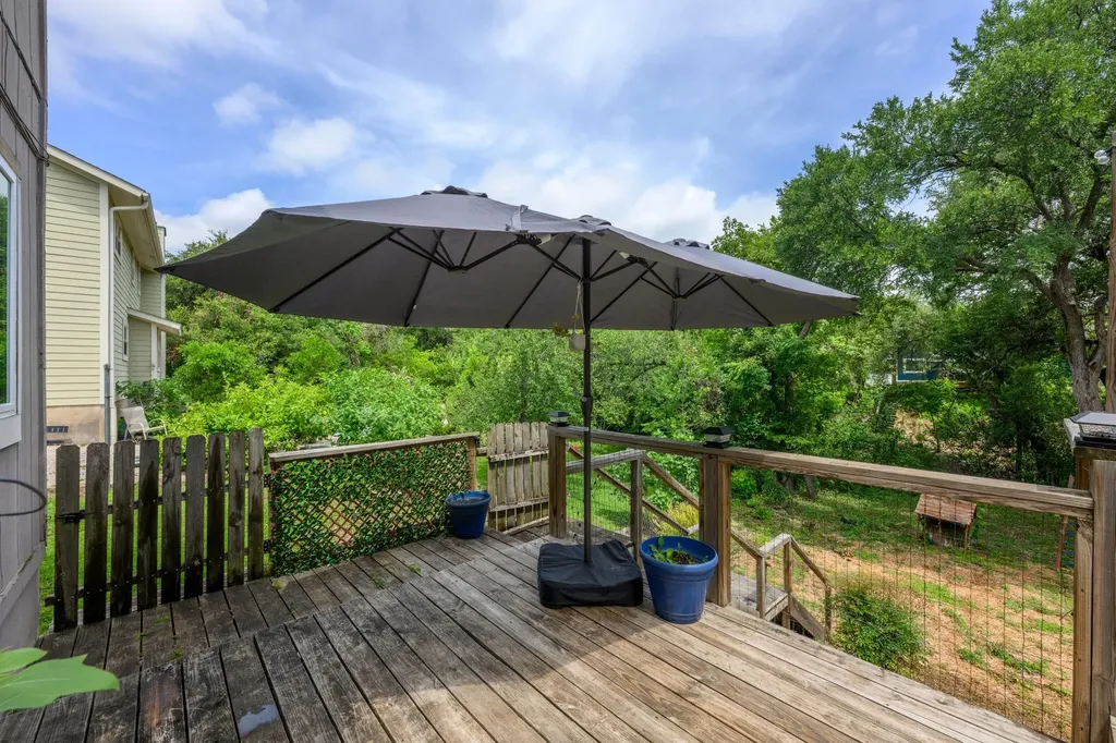 8406 Hanbridge Lane Austin TX 78736
