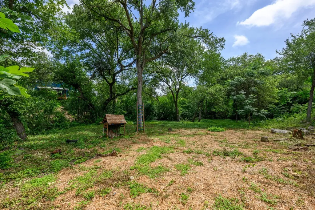 8406 Hanbridge Lane Austin TX 78736