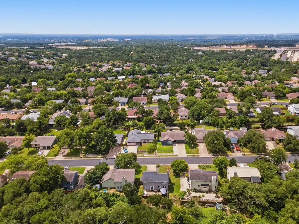 8406 Hanbridge Lane Austin TX 78736