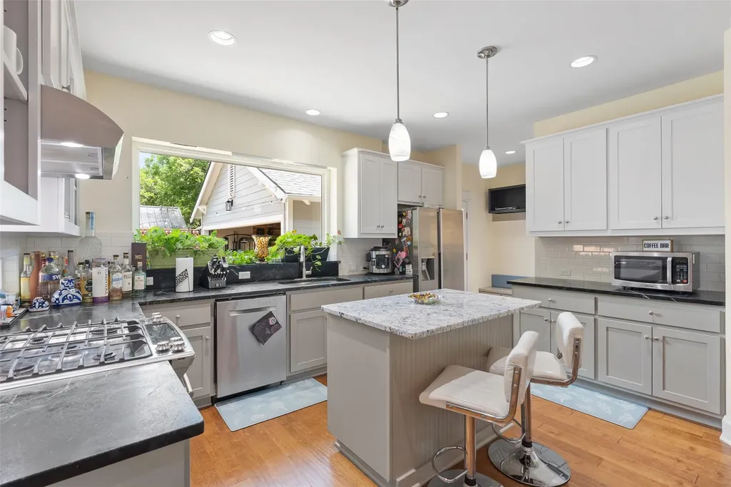 601 W 17th Street Georgetown TX 78626