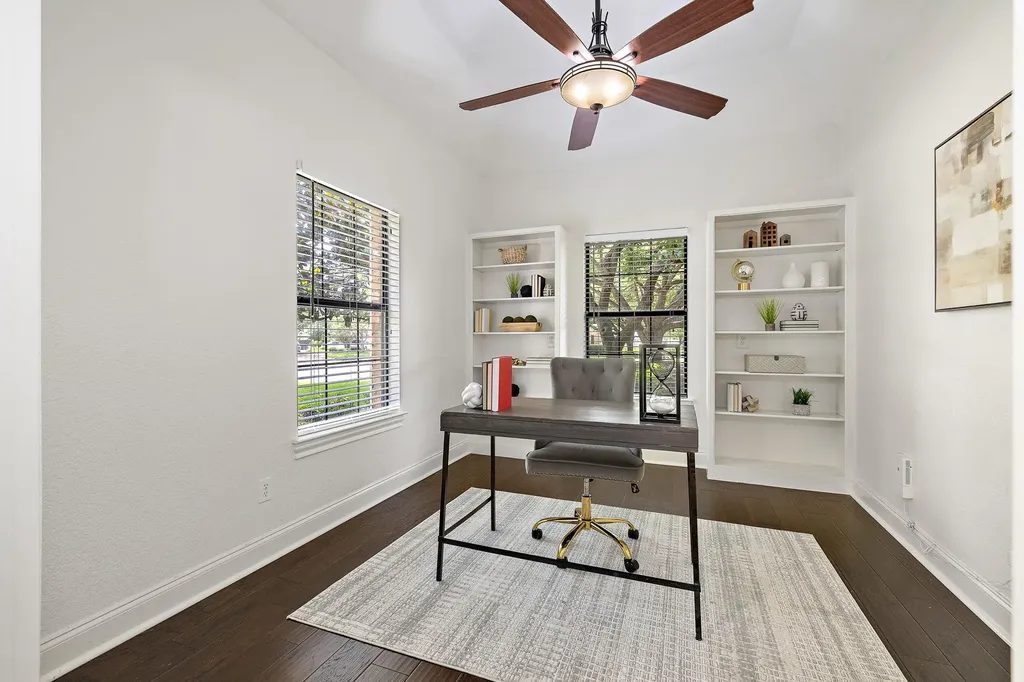 10 Oak View Round Rock TX 78664