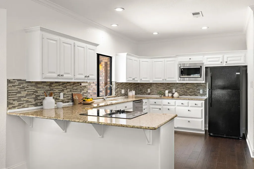10 Oak View Round Rock TX 78664