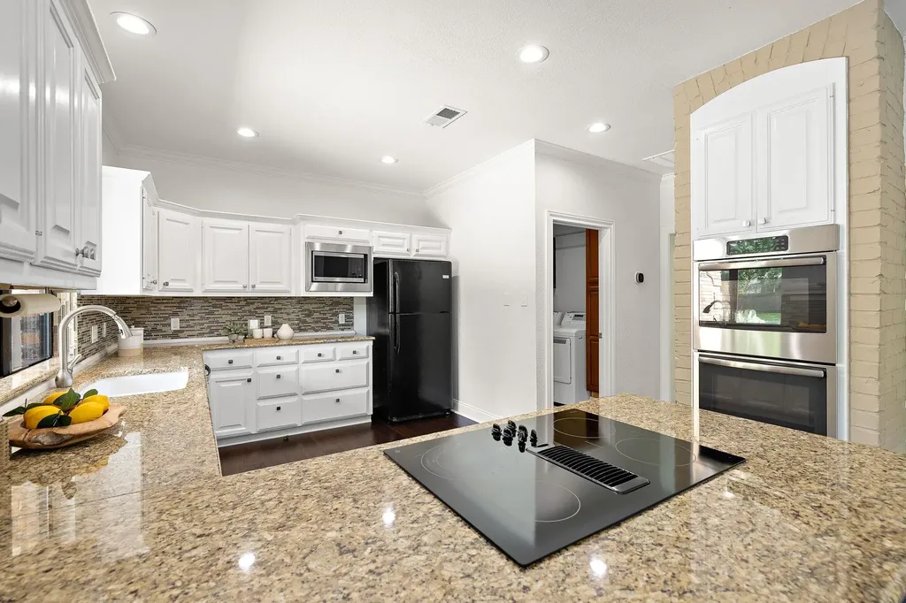 10 Oak View Round Rock TX 78664