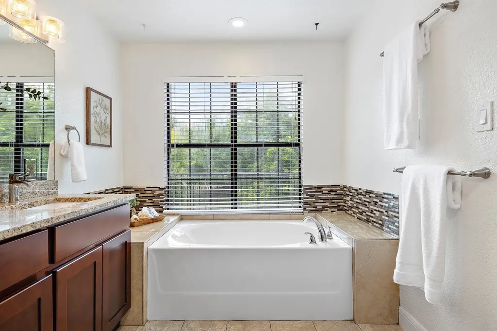 10 Oak View Round Rock TX 78664