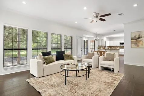 10 Oak View Round Rock TX 78664