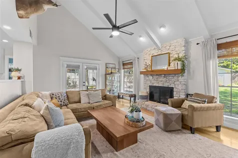 11002 Hillside Oak Lane Austin TX 78750