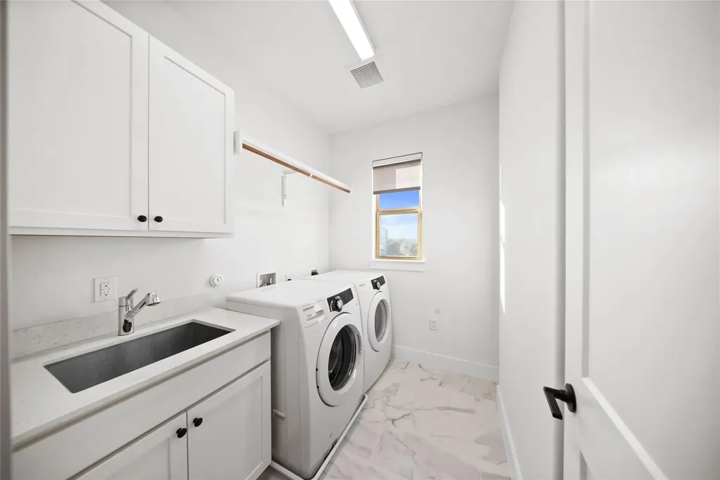 5315 La Crosse Avenue Austin TX 78739
