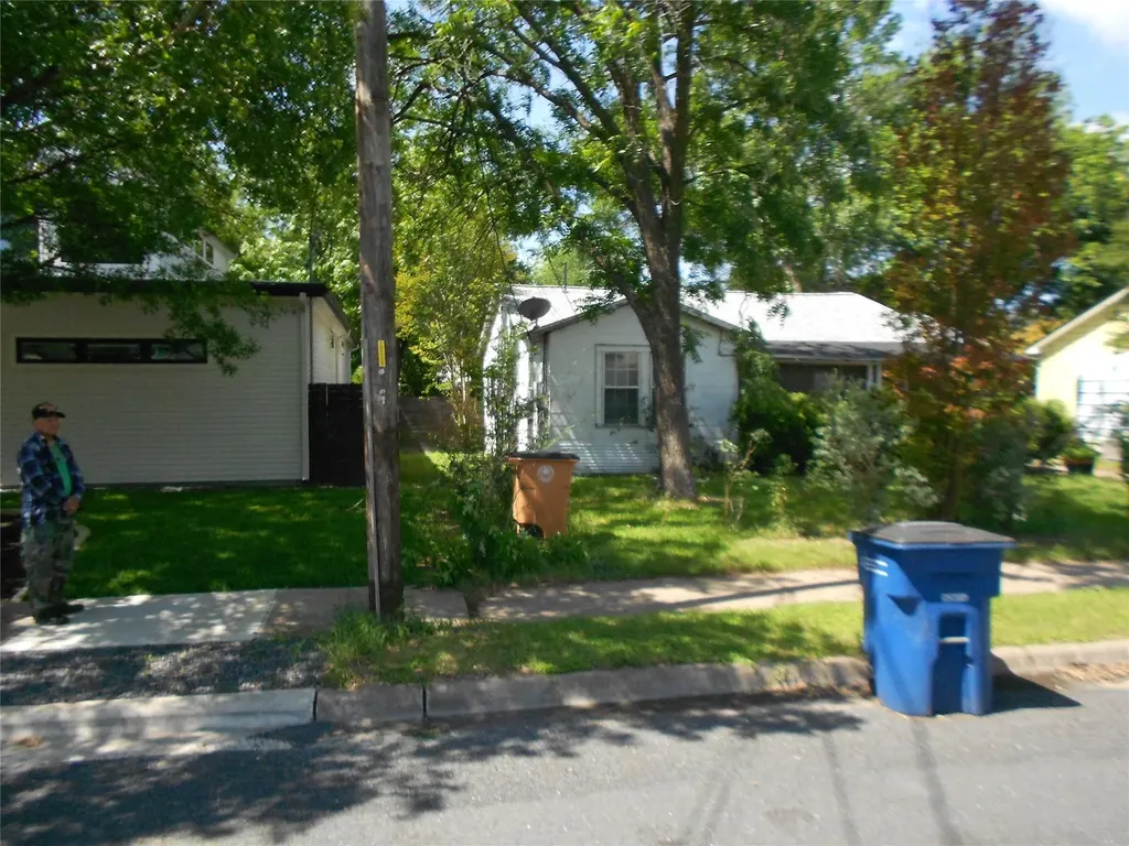 1405 Karen Avenue Austin TX 78757