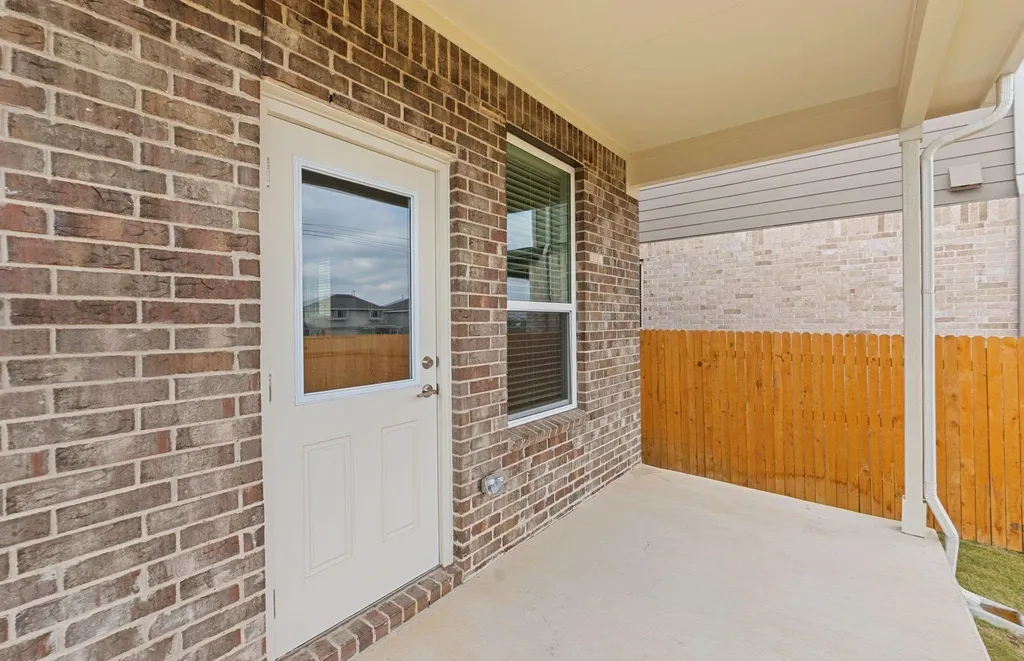 494 Tailwind Drive Kyle TX 78640
