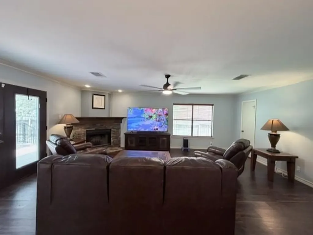 4508 Moose Drive Austin TX 78749
