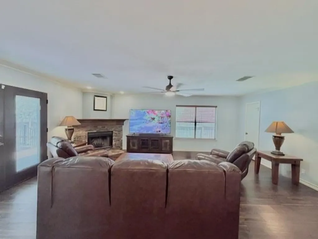 4508 Moose Drive Austin TX 78749