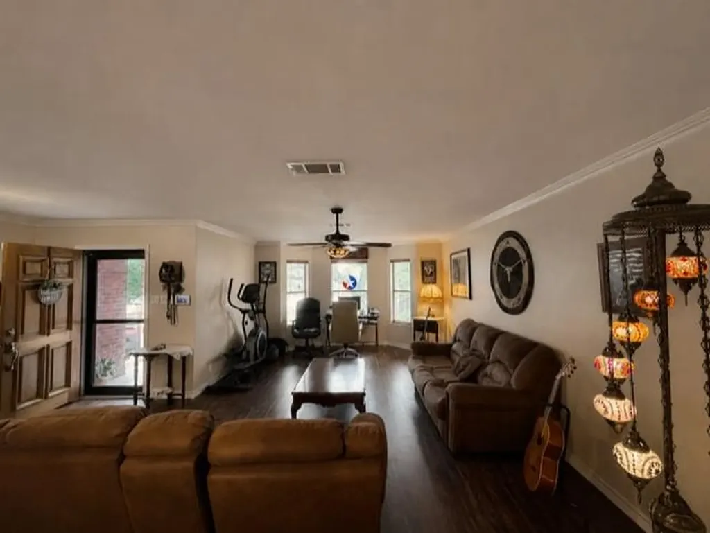 4508 Moose Drive Austin TX 78749
