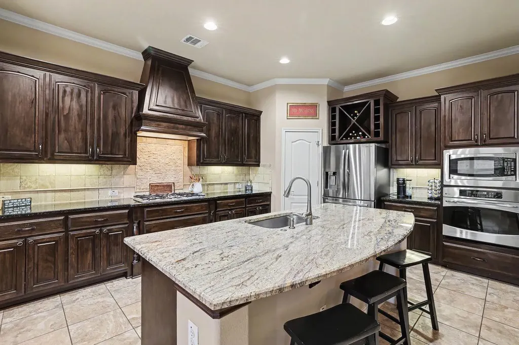 1919 Mulligan Drive Round Rock TX 78664