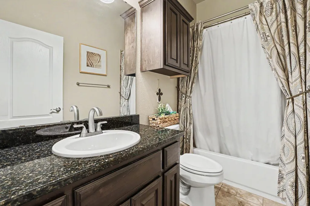 1919 Mulligan Drive Round Rock TX 78664
