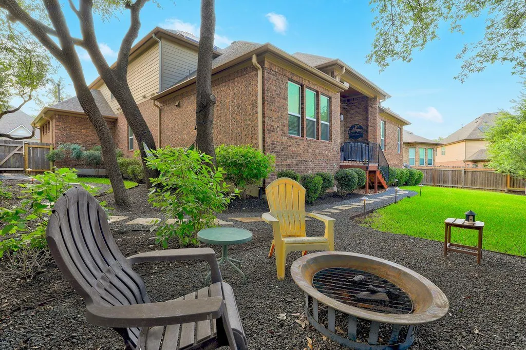 1919 Mulligan Drive Round Rock TX 78664