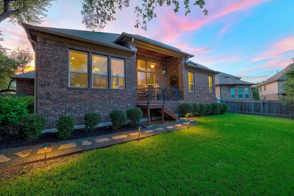 1919 Mulligan Drive Round Rock TX 78664