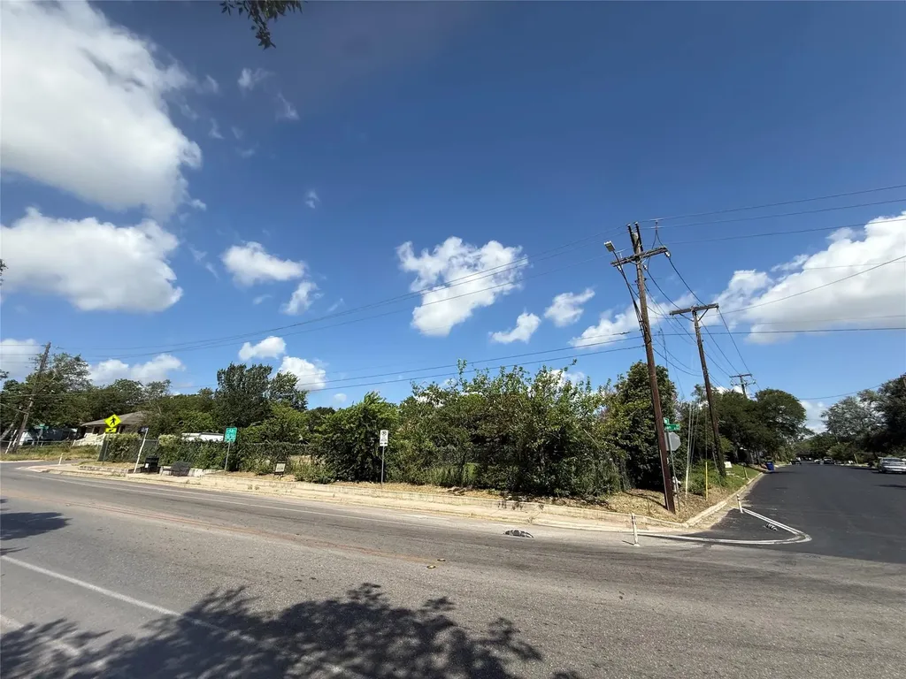 103 Deen Avenue Austin TX 78753
