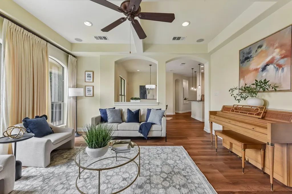 11213 Woodland Hills Trail Austin TX 78732