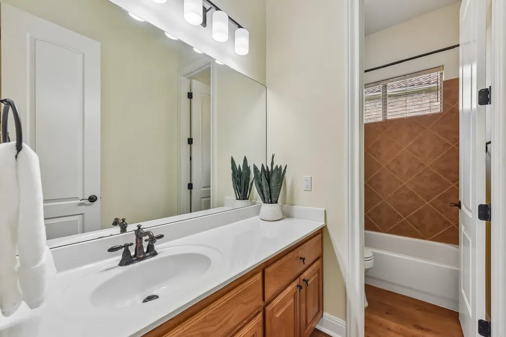 11213 Woodland Hills Trail Austin TX 78732