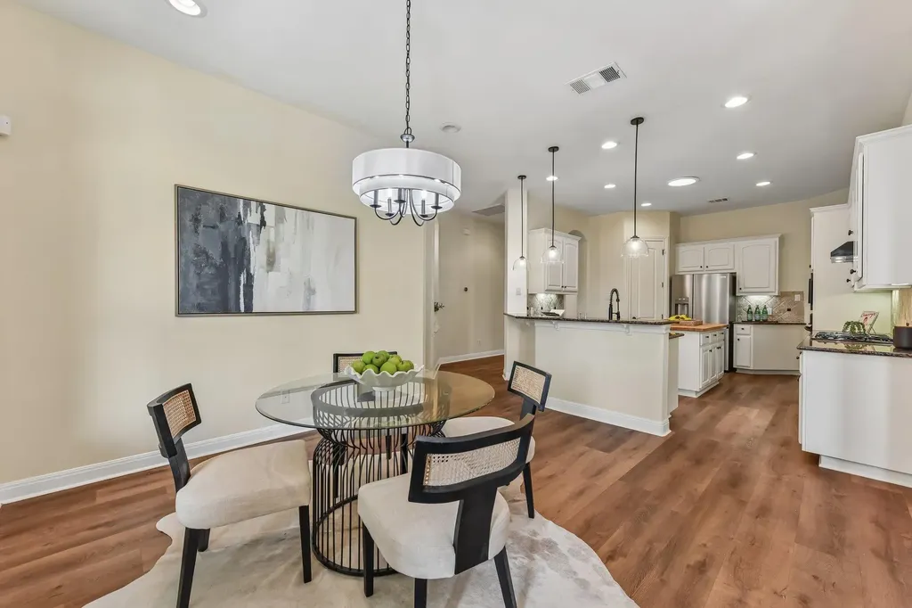 11213 Woodland Hills Trail Austin TX 78732