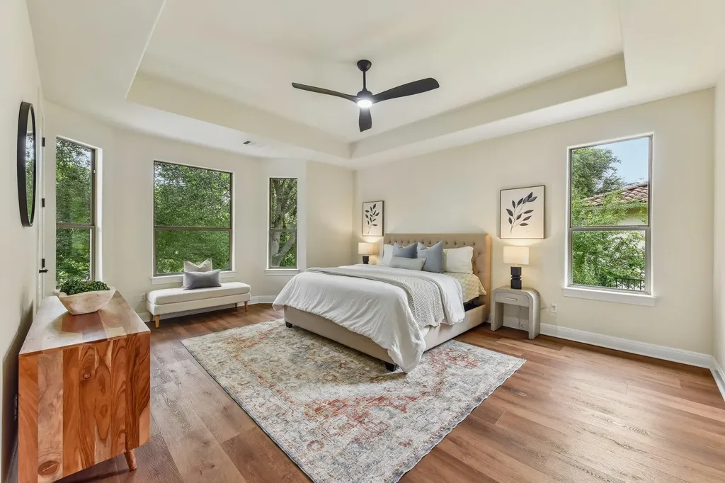 11213 Woodland Hills Trail Austin TX 78732