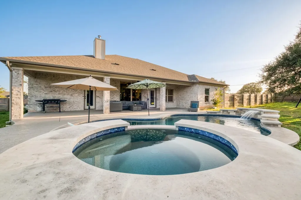 101 Enclave Park Cove Georgetown TX 78633