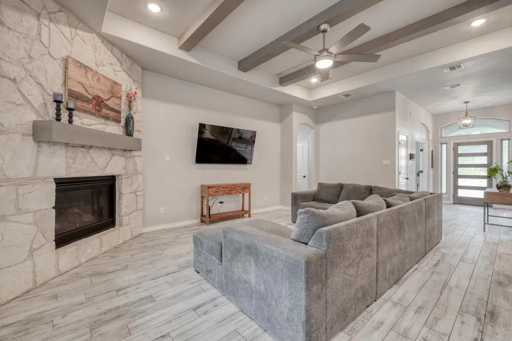 101 Enclave Park Cove Georgetown TX 78633