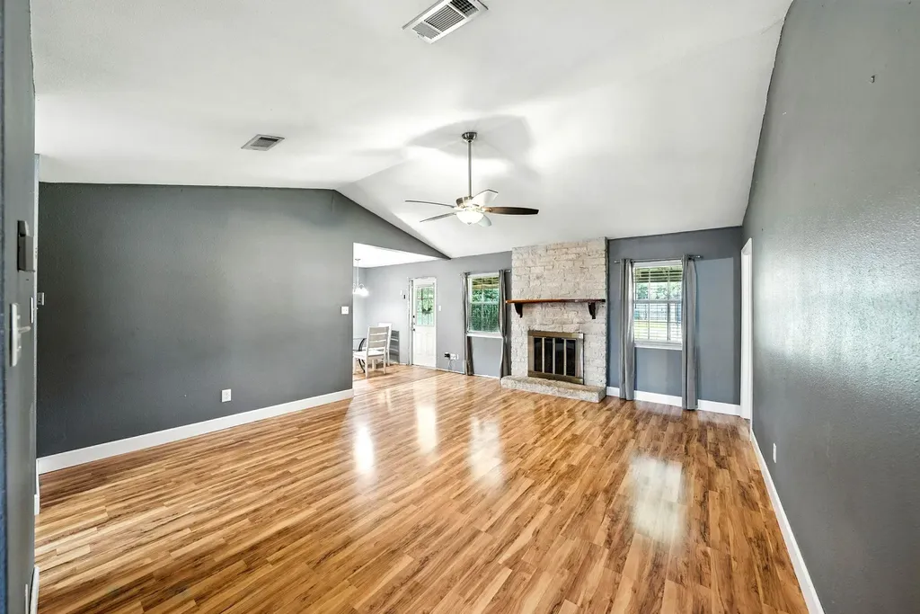 1717 NW Fleischer Drive NW Pflugerville TX 78728
