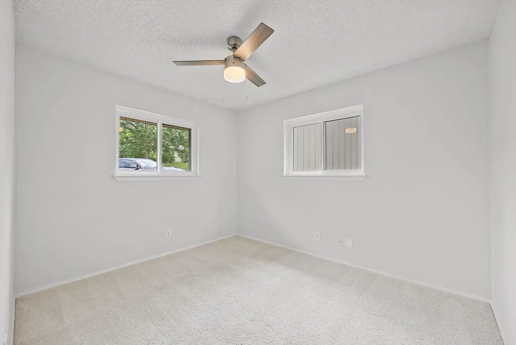 8204 Kellog Court Austin TX 78745