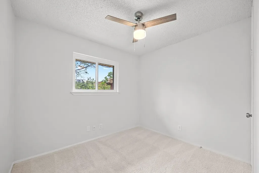 8204 Kellog Court Austin TX 78745