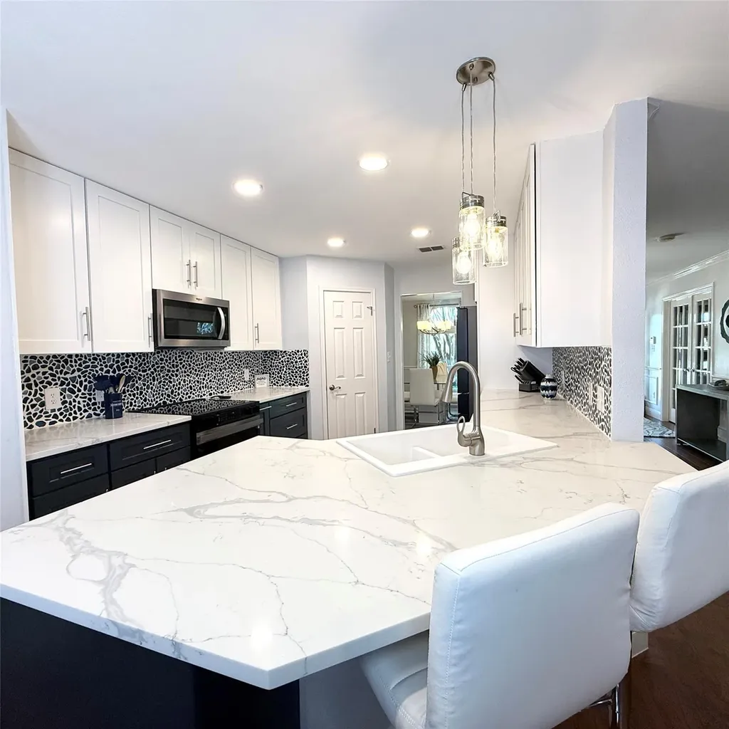 1902 Rowe Loop Pflugerville TX 78660