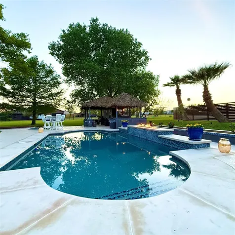 1902 Rowe Loop Pflugerville TX 78660