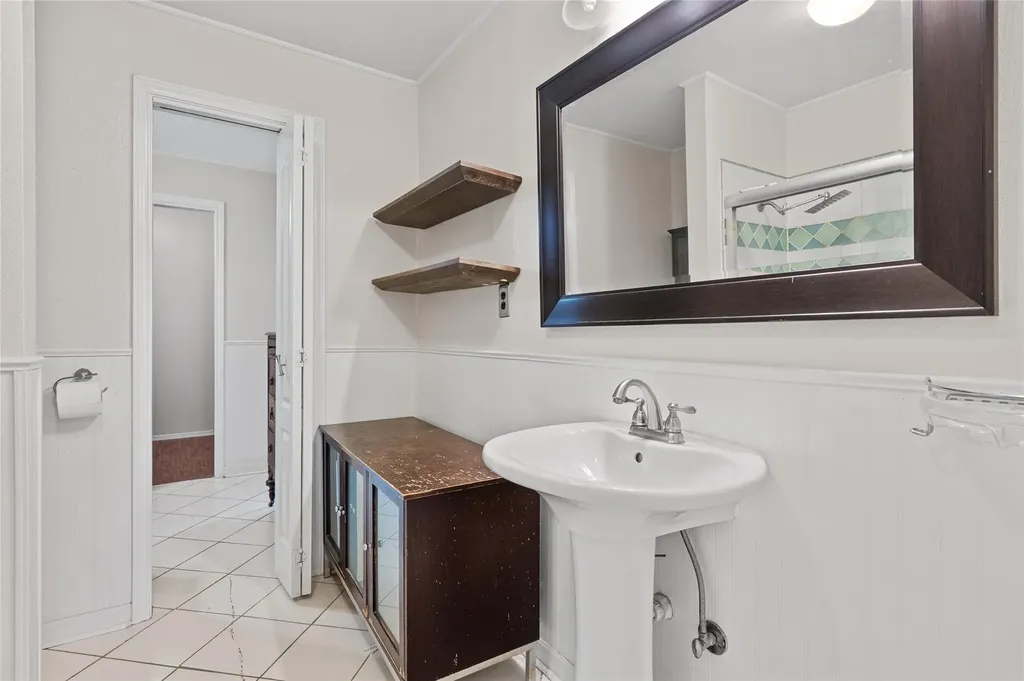 806 Castle Ridge Road Austin TX 78746